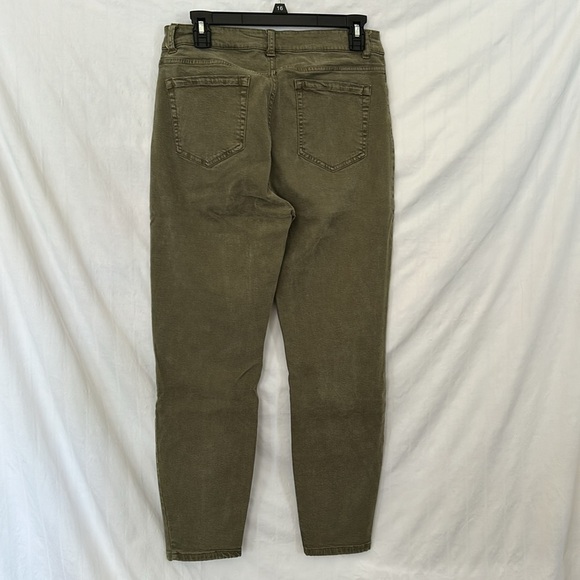 Jones New York Olive Stretch Straight Leg Jeans Size 10 - Picture 3 of 8